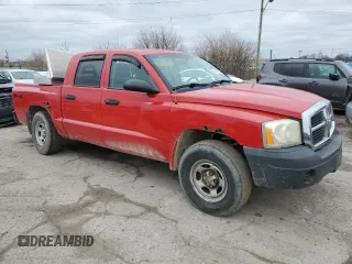 2007 Dodge Dakota ST z VIN 1D7HW28N07S163927, wystawiony jako Copart lot #46596084 z przebiegiem 173 970 mil mil oraz Nie do naprawy • Non repairable. Historia ofert i sprzedaży dostępna na DreamBid. Obrazek 4.
