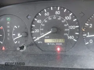 2001 Toyota Camry CE z VIN 4T1BG22K51U032141, wystawiony jako IAAI lot #42332835 z przebiegiem 143 313 mil mil oraz . Historia ofert i sprzedaży dostępna na DreamBid. Obrazek 7.