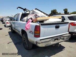 2000 Chevrolet Silverado 1500 LS with VIN 2GCEK19T2Y1156978, listed as a Copart auction lot 63539884 with 209,759 mi miles and Salvage Title. Bid and sale history available at carsss.com. Image 2.