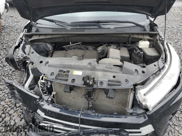2019 Toyota Highlander SE z VIN 5TDJZRFH8KS613995, wystawiony jako Copart lot #57644135 z przebiegiem 110 326 mil mil oraz Szkoda całkowita • Salvage title. Historia ofert i sprzedaży dostępna na DreamBid. Obrazek 12.