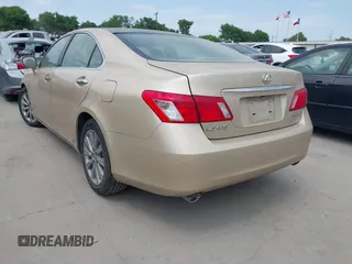2007 Lexus ES 330 with VIN JTHBJ46G872003596, listed as a IAAI auction lot 42030486 with 183,036 mi miles and . Bid and sale history available at carsss.com. Image 3.