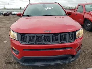 2019 Jeep Compass Latitude z VIN 3C4NJCBBXKT615468, wystawiony jako Copart lot #57355845 z przebiegiem 74 164 mil mil oraz Szkoda całkowita • Salvage title. Historia ofert i sprzedaży dostępna na DreamBid. Obrazek 5.