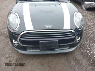 2020 MINI Hardtop 4 Door Cooper with VIN WMWXU7C04L2L58635, listed as a IAAI auction lot 42383785 with 27,160 mi miles and . Bid and sale history available at DreamBid. Image 6.