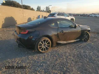 2023 Toyota GR86 with VIN JF1ZNBC12P8757685, listed as a Copart auction lot 79361734 with 25,285 mi miles and Salvage Title. Bid and sale history available at carsss.com. Image 3.