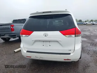 2012 Toyota Sienna LE AAS with VIN 5TDKK3DC3CS208853, listed as a IAAI auction lot 42205012 with 197,286 mi miles. Bid and sale history available at carsss.com. Image 16.