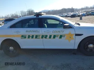 2017 Ford Police Interceptor Sedan with VIN 1FAHP2MK4HG127994, listed as a IAAI auction lot 41583366 with 135,839 mi miles. Bid and sale history available at carsss.com. Image 13.