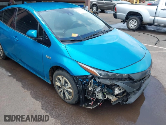 2017 Toyota Prius Plus z VIN JTDKARFP7H3054274, wystawiony jako IAAI lot #41895306 z przebiegiem 137 414 mil mil oraz . Historia ofert i sprzedaży dostępna na DreamBid. Obrazek 6.