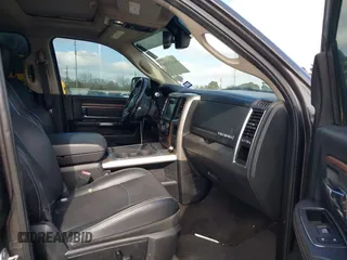 2017 Ram 2500 Laramie with VIN 3C6UR5FL9HG759802, listed as a IAAI auction lot 41428560 with 140,101 mi miles. Bid and sale history available at carsss.com. Image 5.