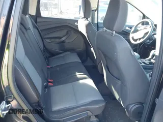 2018 Ford Escape SE z VIN 1FMCU9GD5JUB15259, wystawiony jako IAAI lot #42182040 z przebiegiem 122 194 mil mil oraz . Historia ofert i sprzedaży dostępna na DreamBid. Obrazek 8.