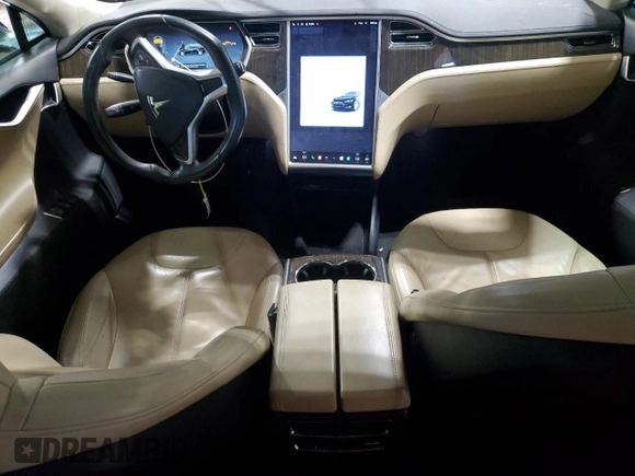 2013 Tesla Model S with VIN 5YJSA1CG1DFP03666, listed as a Copart auction lot 55698345 with 72,592 mi miles and Clean Title. Bid and sale history available at DreamBid. Image 8.