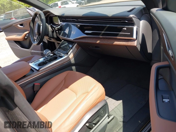 2024 Audi Q8 Premium Plus с VIN WA1BVBF19RD019586, выставлен на аукционе IAAI как лот 42746554 с пробегом 9 377 миль миль и . История ставок и продаж доступна на DreamBid. Изображение 5.