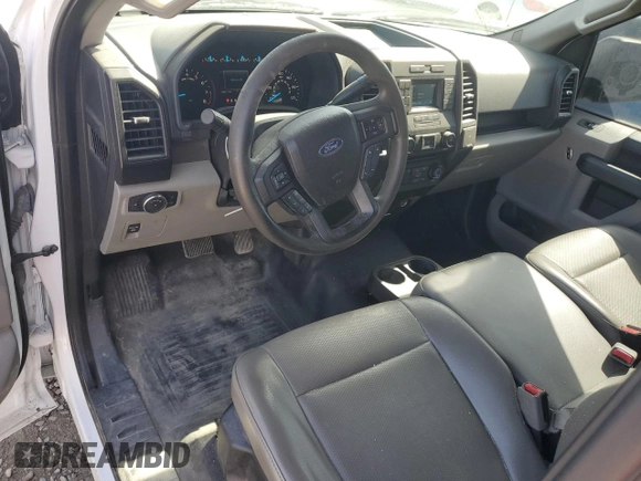 2017 Ford F-150 XL z VIN 1FTMF1C87HKD83894, wystawiony jako Copart lot #54268905 z przebiegiem 135 417 mil mil oraz Szkoda całkowita • Salvage title. Historia ofert i sprzedaży dostępna na DreamBid. Obrazek 8.