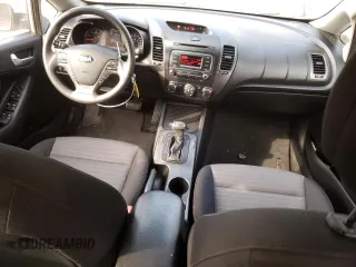 2016 Kia Forte LX z VIN KNAFX4A64G5451913, wystawiony jako Copart lot #69531003 z przebiegiem 117 269 mil mil oraz Szkoda całkowita • Salvage title. Historia ofert i sprzedaży dostępna na DreamBid. Obrazek 8.