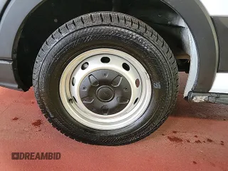 2023 Ford Transit Cargo с VIN 1FTBR1X81PKC02764, выставлен на аукционе IAAI как лот 42785439 с пробегом 475 миль миль и . История ставок и продаж доступна на DreamBid. Изображение 9.