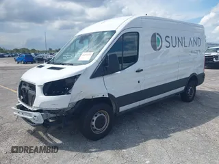 2023 Ford Transit Cargo с VIN 1FTBR1C86PKB70724, выставлен на аукционе IAAI как лот 42234731 с пробегом 30 264 миль миль и . История ставок и продаж доступна на DreamBid. Изображение 18.