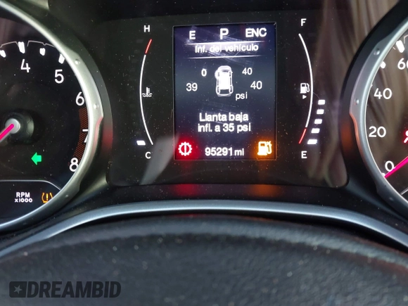 2019 Jeep Compass Latitude with VIN 3C4NJDBB5KT704564, listed as a IAAI auction lot 40768531 with 95,291 mi miles. Bid and sale history available at carsss.com. Image 15.
