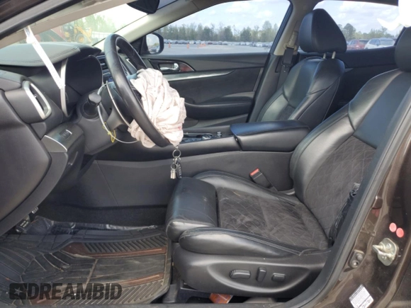 2016 Nissan Maxima SR z VIN 1N4AA6APXGC439401, wystawiony jako Copart lot #52011535 z przebiegiem 132 267 mil mil oraz Szkoda całkowita • Salvage title. Historia ofert i sprzedaży dostępna na DreamBid. Obrazek 7.