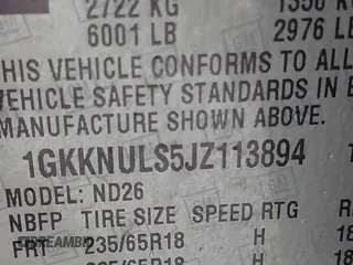 2018 GMC Acadia SLT with VIN 1GKKNULS5JZ113894, listed as a IAAI auction lot 41929343 with 85,825 mi miles and . Bid and sale history available at carsss.com. Image 9.