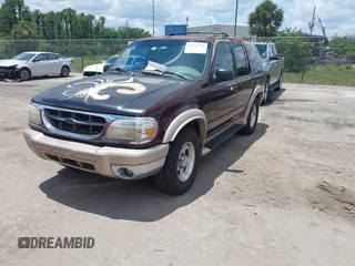 1999 Ford Explorer XLT z VIN 1FMDU32P2XUC31708, wystawiony jako IAAI lot #42243725 z przebiegiem 239 411 mil mil oraz . Historia ofert i sprzedaży dostępna na DreamBid. Obrazek 2.
