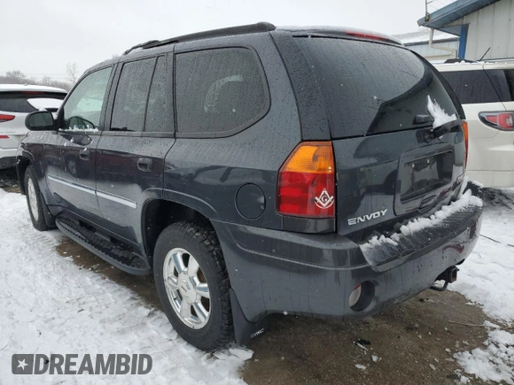 2007 GMC Envoy SLE with VIN 1GKDT13S472226668, listed as a Copart auction lot 88088195 with 189,215 mi miles and Salvage Title. Bid and sale history available at carsss.com. Image 2.