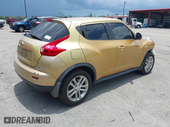 2013 Nissan Juke SV z VIN JN8AF5MRXDT200563, wystawiony jako IAAI lot #42367323 z przebiegiem 155 805 mil mil oraz . Historia ofert i sprzedaży dostępna na DreamBid. Obrazek 4.