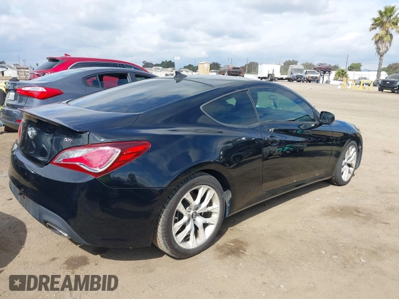 2014 Hyundai Genesis Coupe R-Spec z VIN KMHHT6KD4EU119873, wystawiony jako IAAI lot #38910385 z przebiegiem 127 596 mil mil oraz . Historia ofert i sprzedaży dostępna na DreamBid. Obrazek 4.