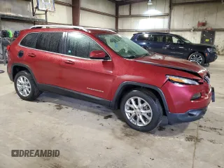2016 Jeep Cherokee Altitude with VIN 1C4PJLCS0GW264126, listed as a Copart auction lot 86375094 with 91,975 mi miles and Salvage Title. Bid and sale history available at carsss.com. Image 4.