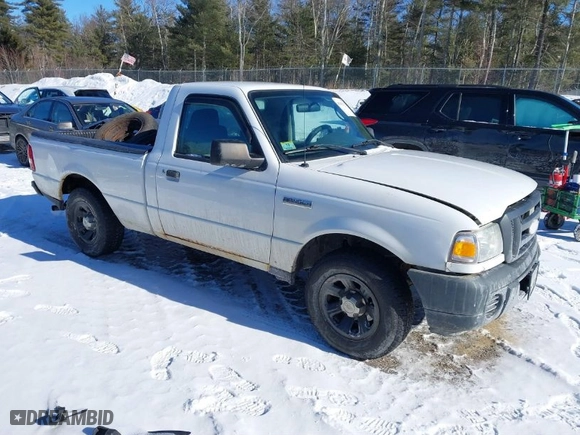 2009 Ford Ranger XL with VIN 1FTYR10D79PA30442, listed as a IAAI auction lot 41442772 with 195,104 mi miles. Bid and sale history available at carsss.com. Image 1.