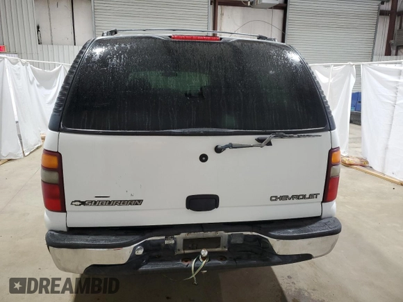 2000 Chevrolet Suburban LS with VIN 3GNEC16T3YG112424, listed as a Copart auction lot 48771605 with 242,592 mi miles and Clean title. Bid and sale history available at DreamBid. Image 6.