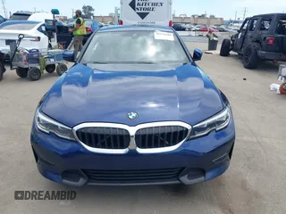 2020 BMW 3 Series 330i z VIN 3MW5R1J07L8B25522, wystawiony jako IAAI lot #41979589 z przebiegiem Nie podano mil oraz . Historia ofert i sprzedaży dostępna na DreamBid. Obrazek 12.