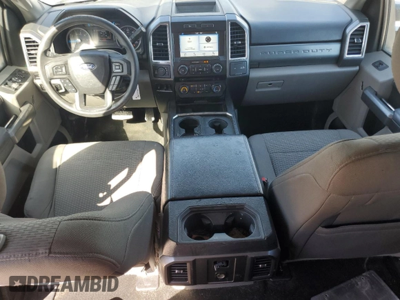 2017 Ford F-350 Platinum with VIN 1FT8W3B68HEB95946, listed as a Copart auction lot 46710265 with 180,914 mi miles and Salvage title. Bid and sale history available at DreamBid. Image 8.