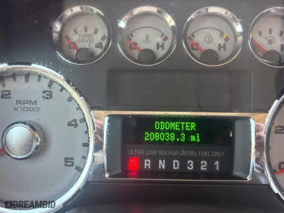 2008 Ford Super Duty F-350 DRW XL with VIN 1FTWW33R18EB36544, listed as a Copart auction lot 53727335 with 208,038 mi miles and Clean Title. Bid and sale history available at carsss.com. Image 8.
