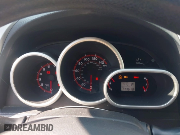 2009 Toyota Matrix S с VIN 2T1KE40E59C008725, выставлен на аукционе IAAI как лот 42474152 с пробегом 177 618 миль миль и . История ставок и продаж доступна на DreamBid. Изображение 7.