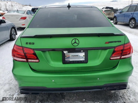 2015 Mercedes-Benz E-Class E 63 AMG S-Model with VIN WDDHF7GB4FB111672, listed as a Copart auction lot 89174025 with 88,641 mi miles and Salvage Title. Bid and sale history available at carsss.com. Image 6.