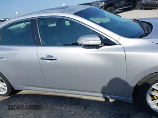 2010 Nissan Maxima SV with VIN 1N4AA5AP4AC825670, listed as a IAAI auction lot 42150640 with 117,626 mi miles and . Bid and sale history available at DreamBid. Image 13.
