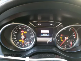 2018 Mercedes-Benz CLA 250 with VIN WDDSJ4GB6JN576724, listed as a Copart auction lot 77612493 with 40,638 mi miles and . Bid and sale history available at DreamBid. Image 9.