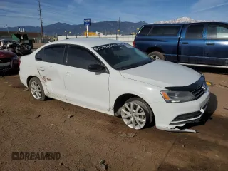 2015 Volkswagen Jetta SE with VIN 3VWD17AJ3FM225739, listed as a Copart auction lot 53985195 with 157,989 mi miles and Salvage title. Bid and sale history available at DreamBid. Image 4.