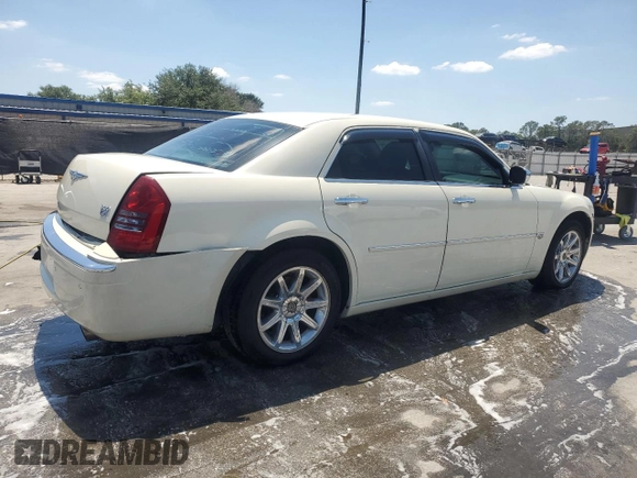 2005 Chrysler 300 with VIN 2C3AA63H45H171167, listed as a Copart auction lot 53112845 with 111,361 mi miles and Salvage Title. Bid and sale history available at carsss.com. Image 3.