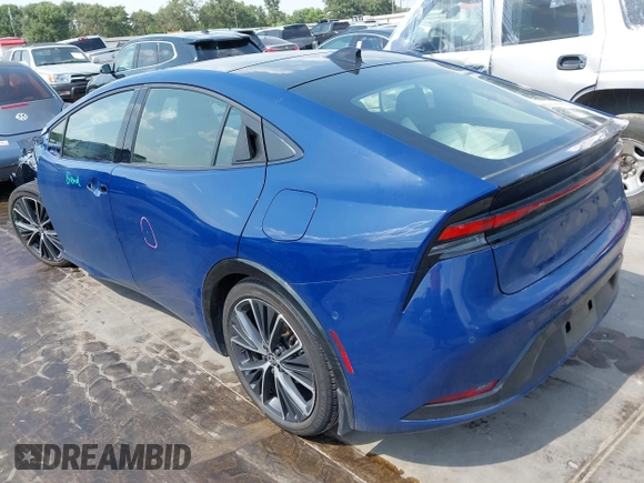 2024 Toyota Prius LE z VIN JTDACAAU8R3019555, wystawiony jako IAAI lot #42160410 z przebiegiem 15 529 mil mil oraz . Historia ofert i sprzedaży dostępna na DreamBid. Obrazek 3.