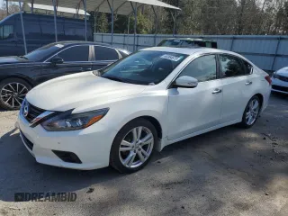 2017 Nissan Altima SL with VIN 1N4BL3AP9HC477913, listed as a Copart auction lot 45354675 with 61,255 mi miles and Salvage title. Bid and sale history available at DreamBid. Image 1.