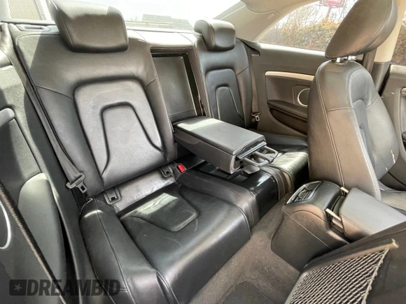 2016 Audi A5 Premium Plus с VIN WAUM2AFR4GA007106, выставлен на аукционе Copart как лот 50453185 с пробегом 95 089 миль миль и Чистый • Clean title. История ставок и продаж доступна на DreamBid. Изображение 6.