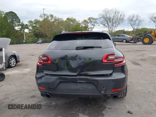 2018 Porsche Macan with VIN WP1AA2A51JLB14594, listed as a IAAI auction lot 41600408 with 85,643 mi miles and . Bid and sale history available at DreamBid. Image 6.