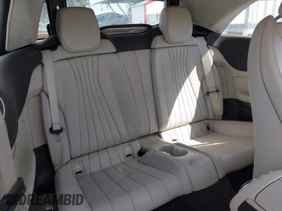 2019 Mercedes-Benz E-Class E 450 with VIN WDD1K6HB6KF082992, listed as a IAAI auction lot 32447280 with 0 mi miles. Bid and sale history available at carsss.com. Image 8.