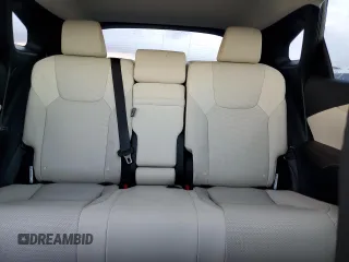 2023 Lexus RX 350 с VIN 2T2BAMBA6PC007002, выставлен на аукционе Copart как лот 74557244 с пробегом 19 145 миль миль и Списание • Salvage title. История ставок и продаж доступна на DreamBid. Изображение 10.