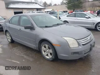 2007 Ford Fusion SE with VIN 3FAHP07Z07R227594, listed as a IAAI auction lot 38662067 with 136,881 mi miles. Bid and sale history available at carsss.com. Image 1.