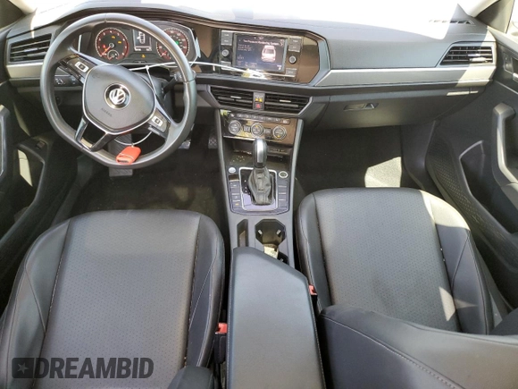 2020 Volkswagen Jetta S z VIN 3VWCB7BU3LM018345, wystawiony jako Copart lot #57460745 z przebiegiem 100 190 mil mil oraz Szkoda całkowita • Salvage title. Historia ofert i sprzedaży dostępna na DreamBid. Obrazek 8.