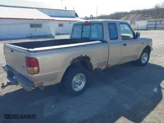 1996 Ford Ranger XL with VIN 1FTCR14U2TPB53948, listed as a IAAI auction lot 41866170 with 164,675 mi miles. Bid and sale history available at carsss.com. Image 4.
