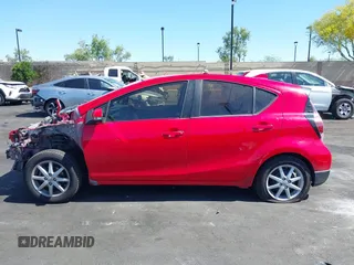 2017 Toyota Prius One z VIN JTDKDTB30H1594830, wystawiony jako IAAI lot #42271525 z przebiegiem 138 270 mil mil oraz . Historia ofert i sprzedaży dostępna na DreamBid. Obrazek 15.