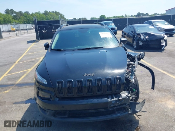 2017 Jeep Cherokee Sport z VIN 1C4PJLAB4HW514620, wystawiony jako IAAI lot #42070912 z przebiegiem 78 302 mil mil oraz . Historia ofert i sprzedaży dostępna na DreamBid. Obrazek 12.
