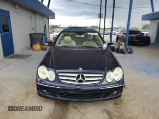 2007 Mercedes-Benz CLK 350 z VIN WDBTK56G87T084620, wystawiony jako Copart lot #61843215 z przebiegiem 92 936 mil mil oraz Czysty tytuł • Clean title. Historia ofert i sprzedaży dostępna na DreamBid. Obrazek 5.